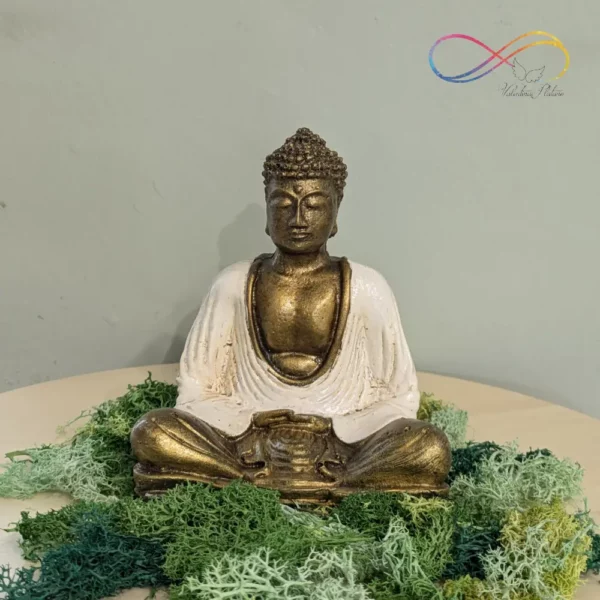 statua resina uomo che fa yoga monaco